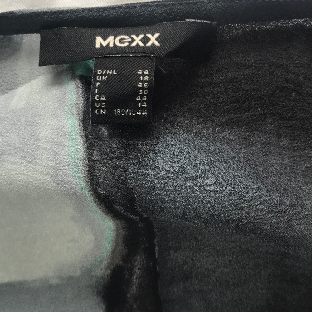 Mexx Black and Gray Abstract Print Sleeveless Camisole - Picture 3 of 3